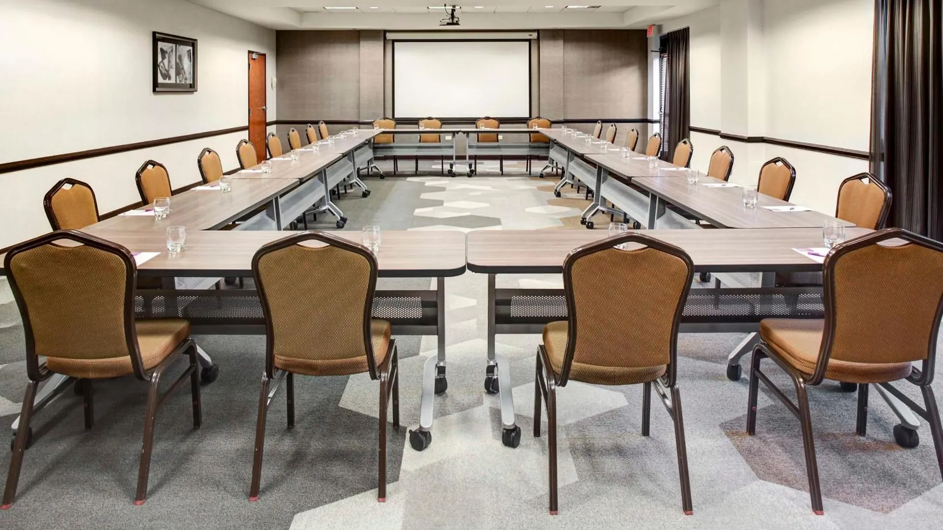Hyatt Place Lakeland Center 3*,